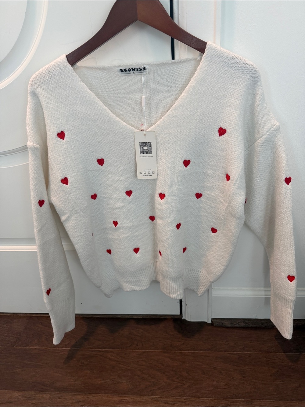 Ecowish Cream V‑Neck Sweater with Red Heart Detail